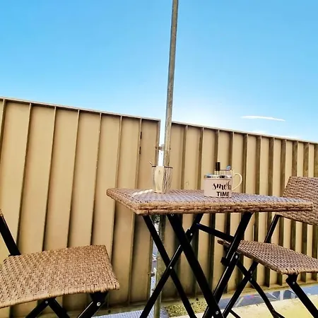 Apartment Le View - Calme - Moderne - Balcon - Relaxbnb *